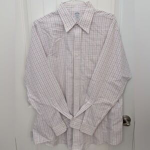 Men's White, pink, blue Checkered Shirt. Neck size 17.5